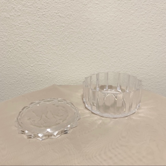 Vintage butterfly trinket box - Picture 3 of 4